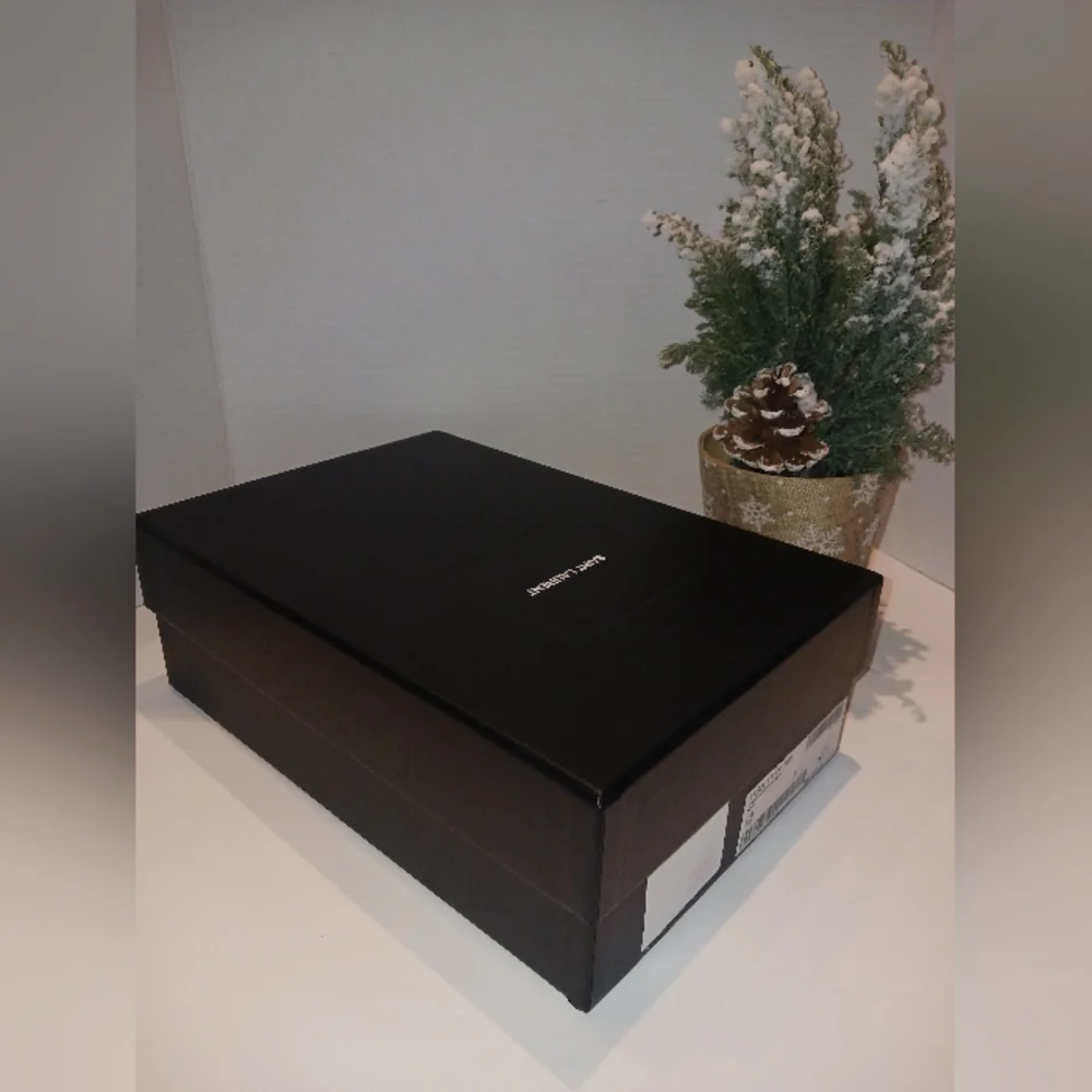 NWT Saint Laurent - Vernice Grupy Black Patent Leather Pumps